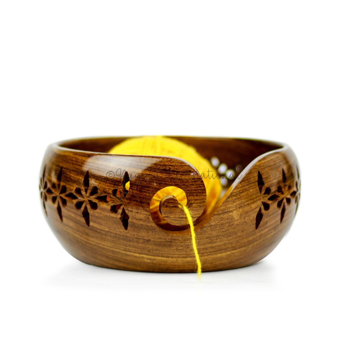 Rosewood Crafted Wooden Yarn Storage Bowl with Carved Holes /& Drills Knitting